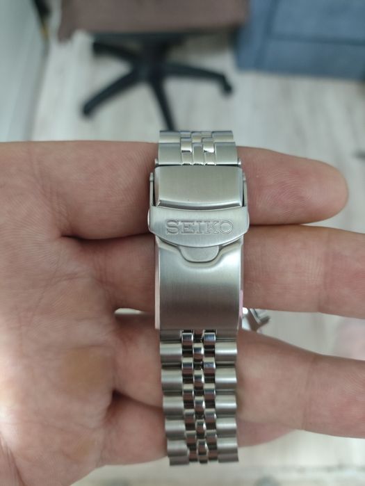 Seiko 5 Sports GMT