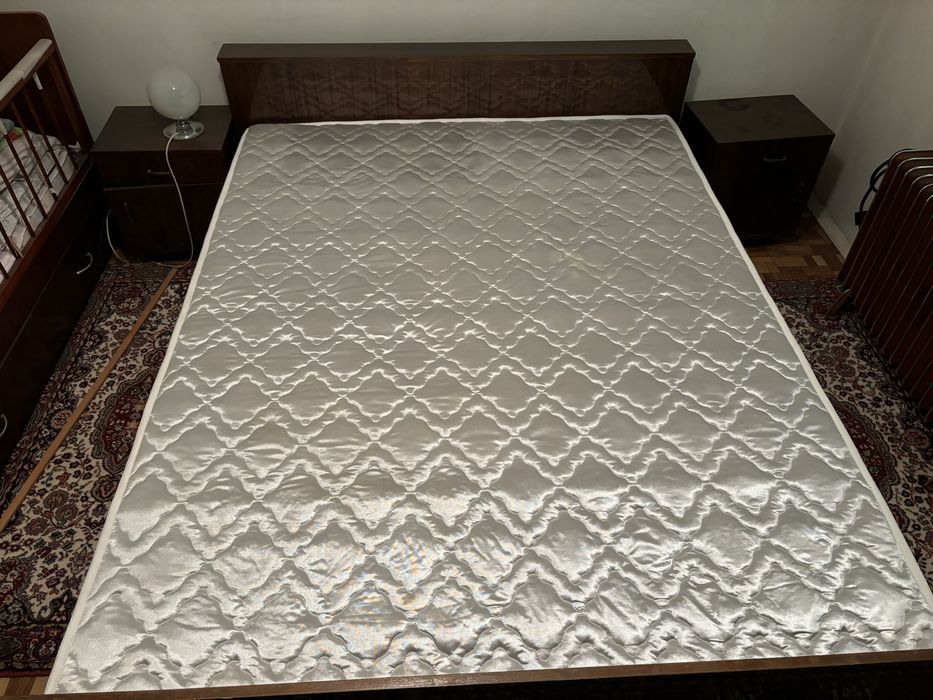 Матрак 145/190 като нов!