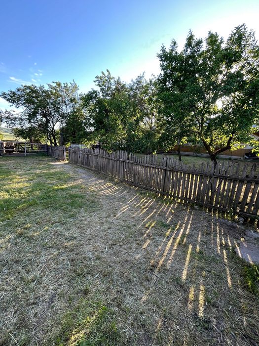 Vand casa din valatuci si paianta cu 2100 mp intravilan in Ranceni,Berezeni,Vaslui