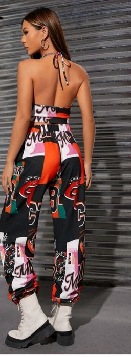 Дамски комплект от две части