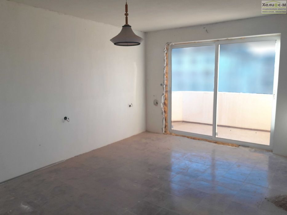 Продава се Четиристаен апартамент в Монтана, Изгрев - 116 кв.м за 765 €/кв.м - Снимка #1