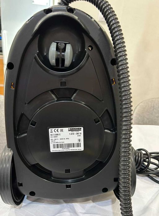 Парочистачка Kärcher SC 2.550 C – Отлично състояние, Пълен комплект аксесоари