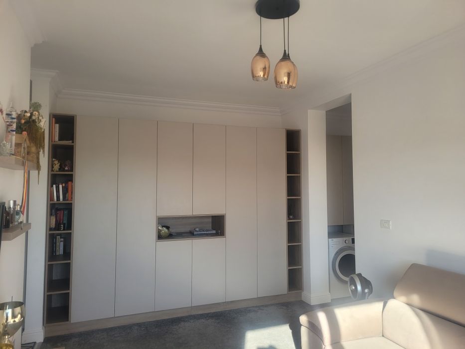 Pf închiriez apt
