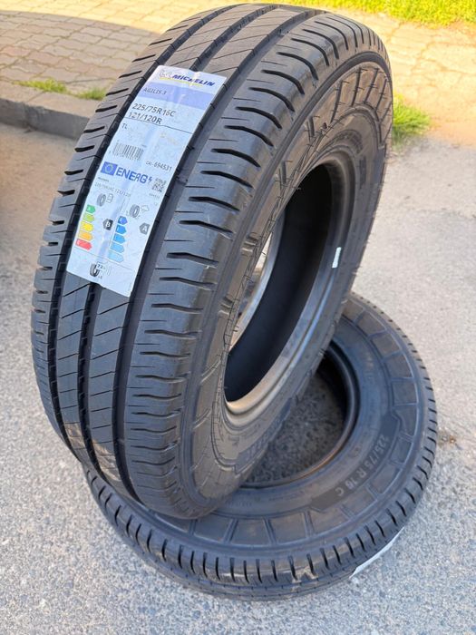 Vând 2 Anvelope Michelin Agilis 3 Noi 225/75R16C