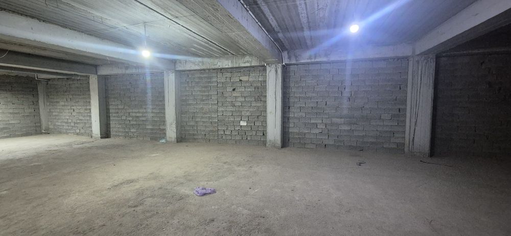 Сдаётся в аренду подвал .350 кв .