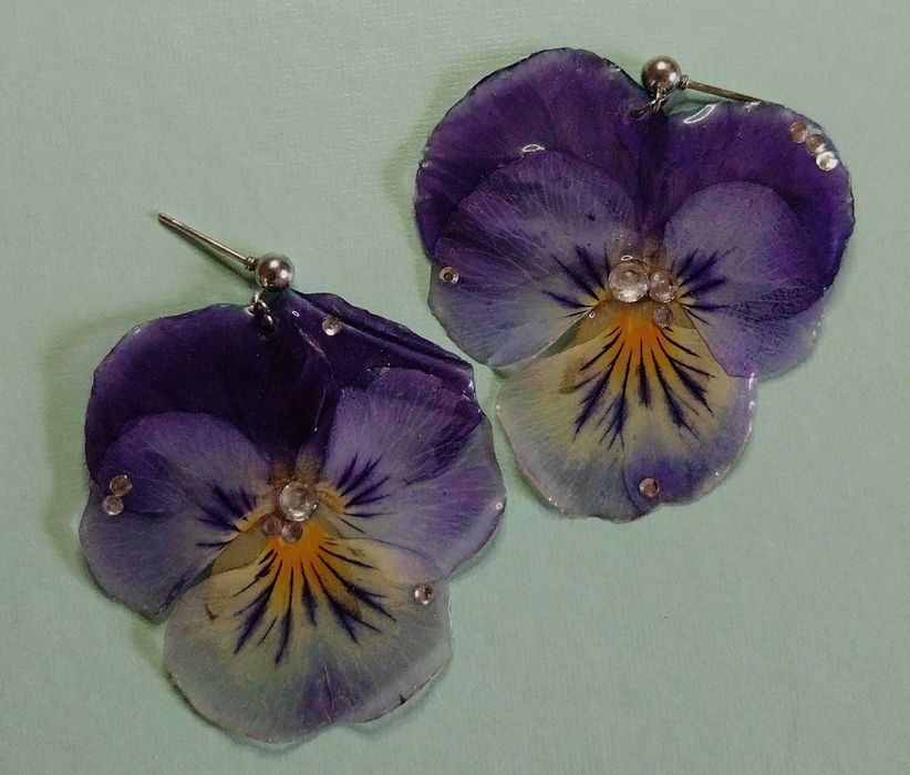 cercei handmade din panselute