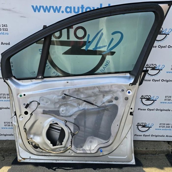 Portiera usa Z176 dreapta fata Opel Meriva B facelift