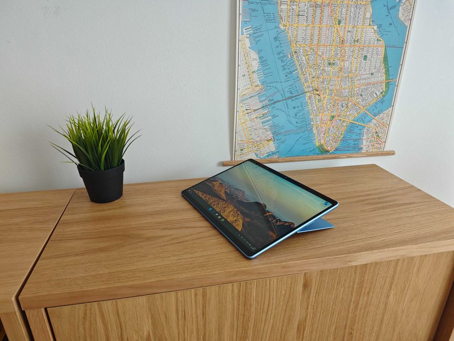 Microsoft Surface Pro 11 Син