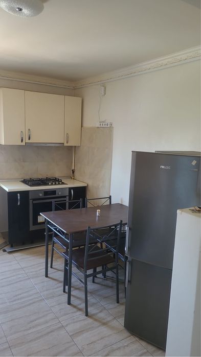 Apartament de inchiriat