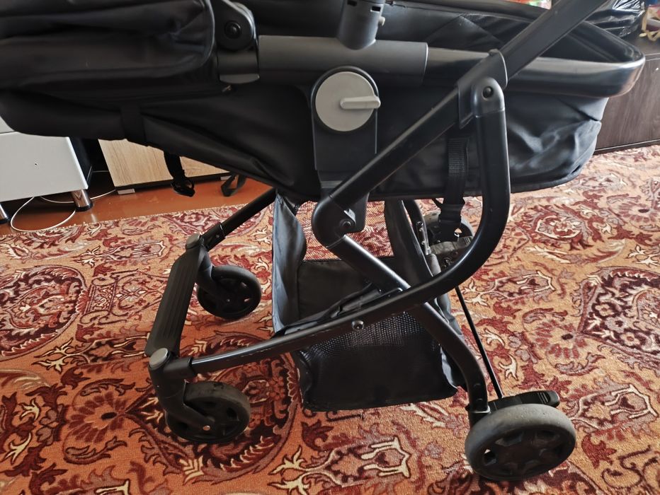 Продается детская коляска с автокреслом