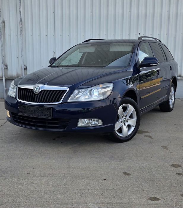 SKODA Octavia 2011 — imagine 3