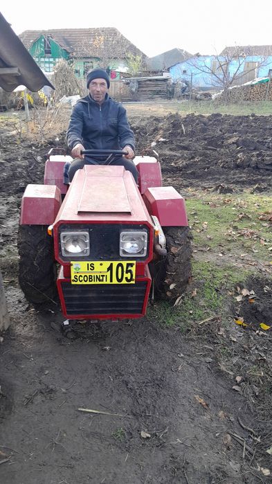 Vând tractor Valpadana