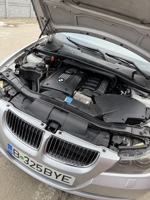 BMW E90 3.0i automat 2008