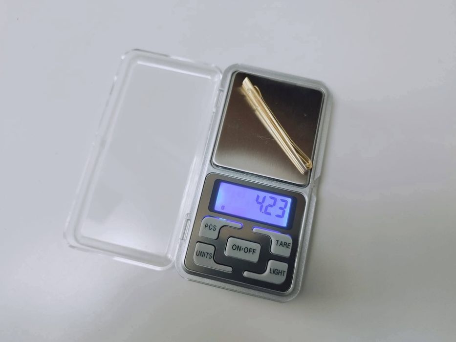 Vechi ac de cravata din aur galben de 8K, copii