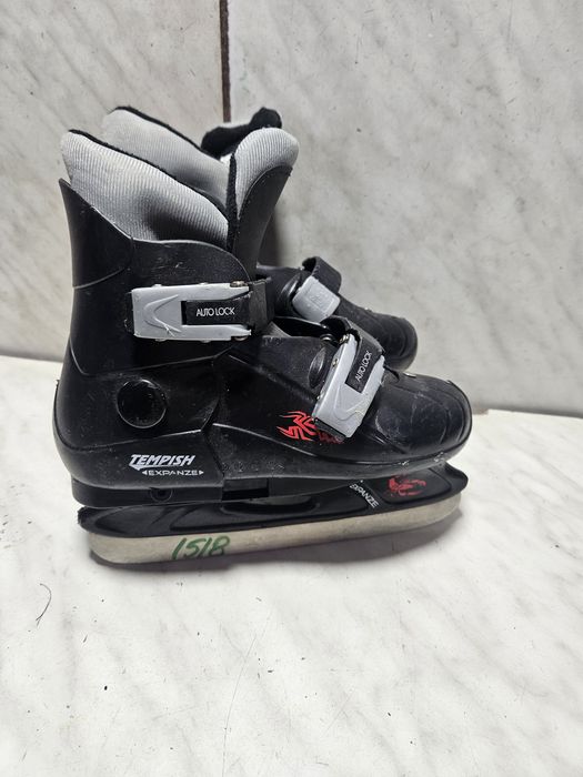 Patine 1518 gheata reglabile marime 29-30-31-32  .