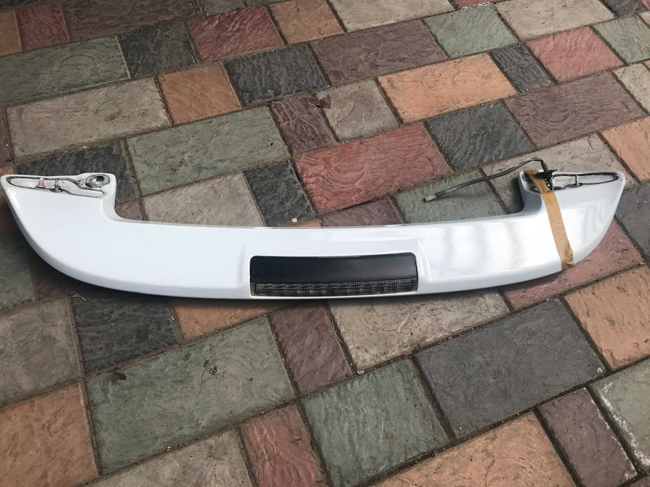 Спойлер на Subaru Forester SG