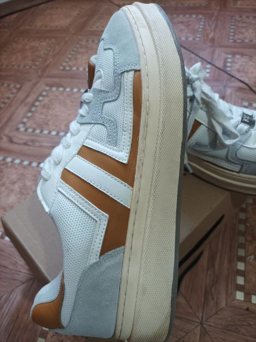 Кроссовка мужской