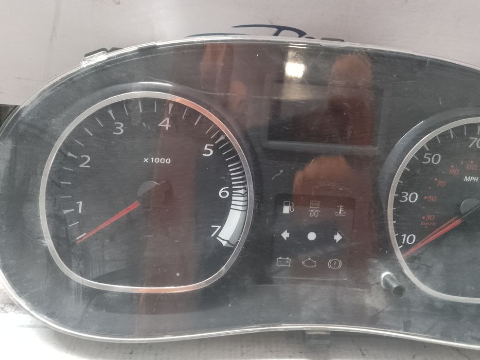 ceasuri bord uk  dacia duster 2015