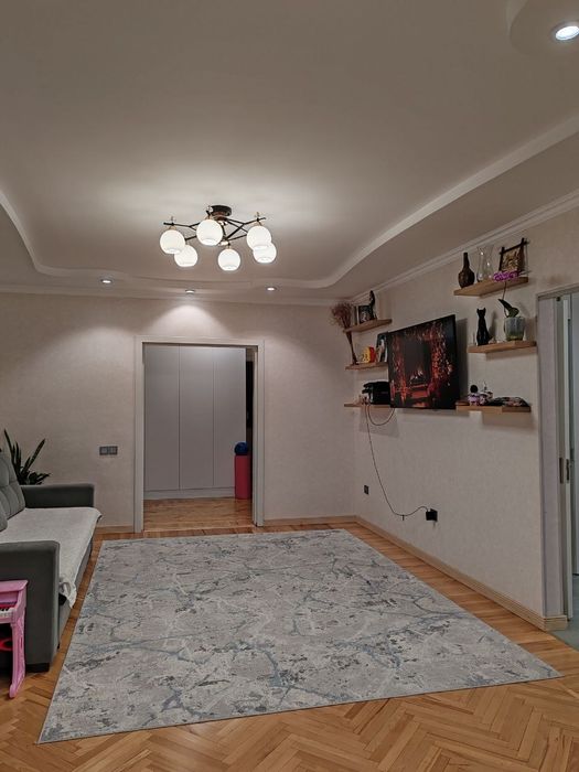 Продаётся 3ком Кази махалла 85,5м2 ор-р: Новомосковская,Гидрометцентр