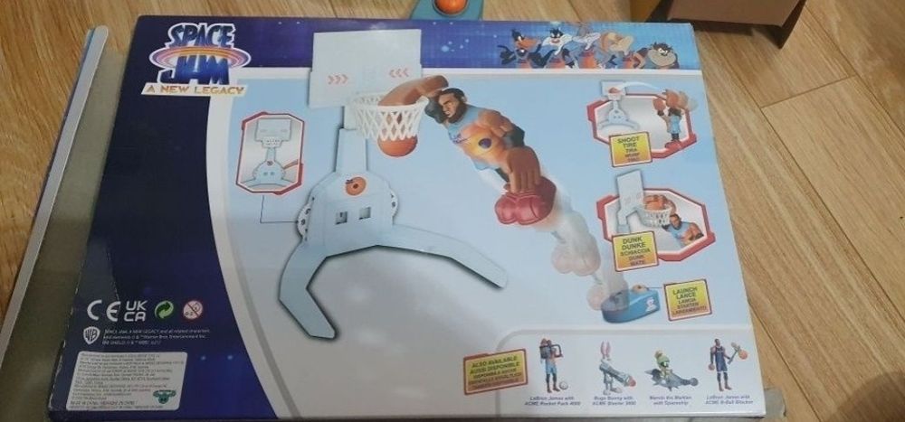 Space Jam Super Shoot&Dunk LeBron James