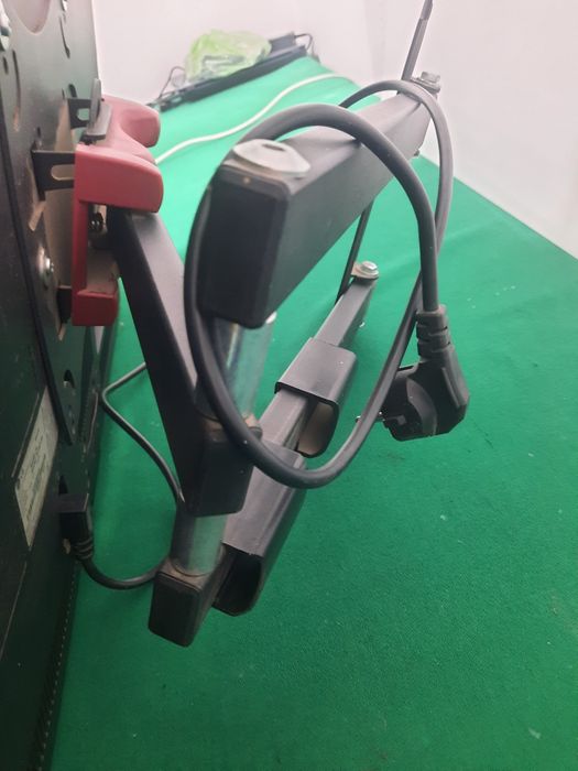 Lg 32 простой с кранштейном