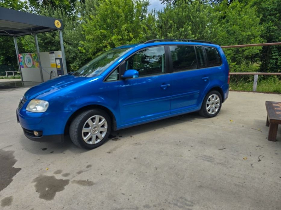 VOLKSWAGEN Touran 2004 — imagine 3