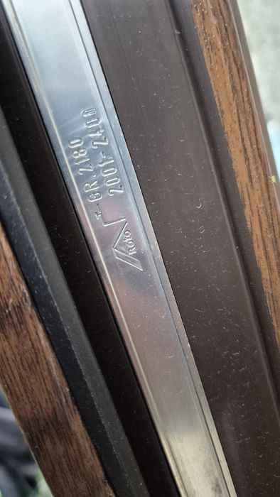 Ușa QFort tripan termopan PVC tâmplărie culoare nuc