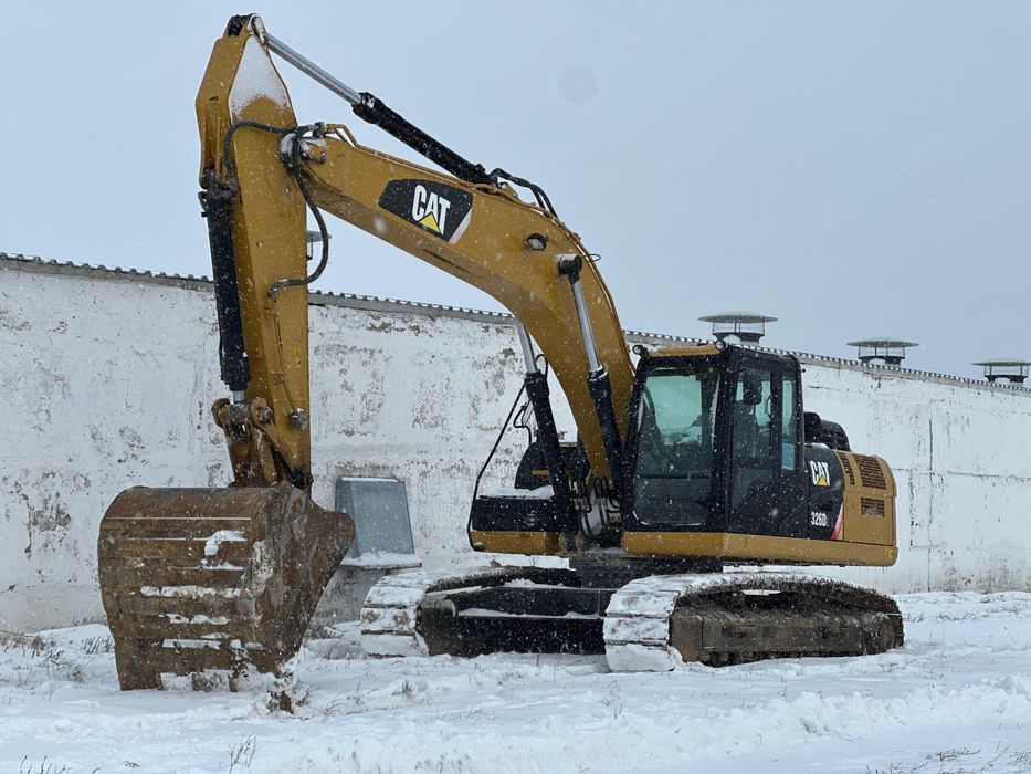 Продам экскаватор