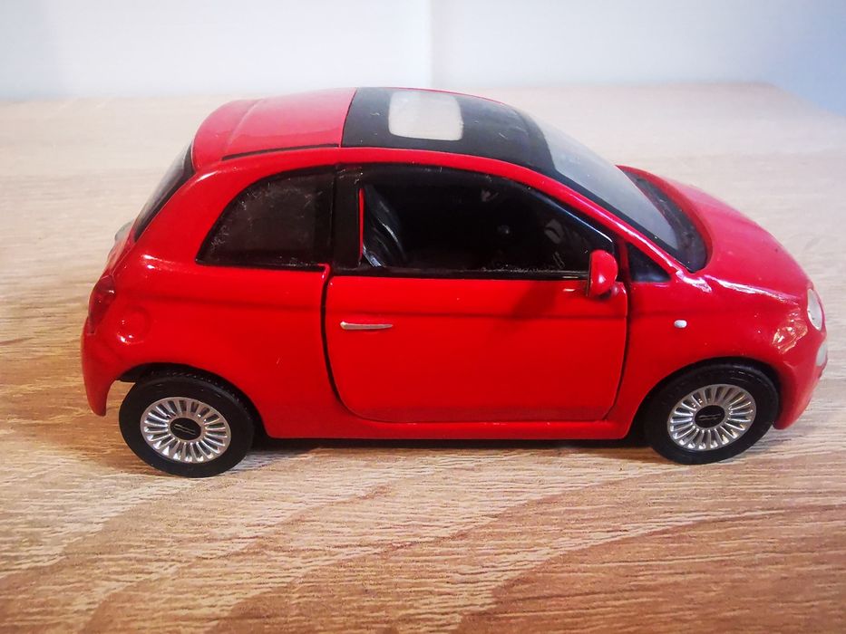 Macheta FIAT 500 scara 1/32 / Masinuta FIAT 500