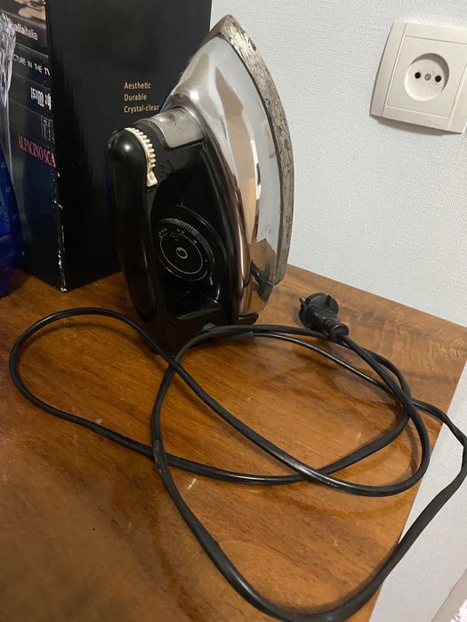 УТЮГ металлический