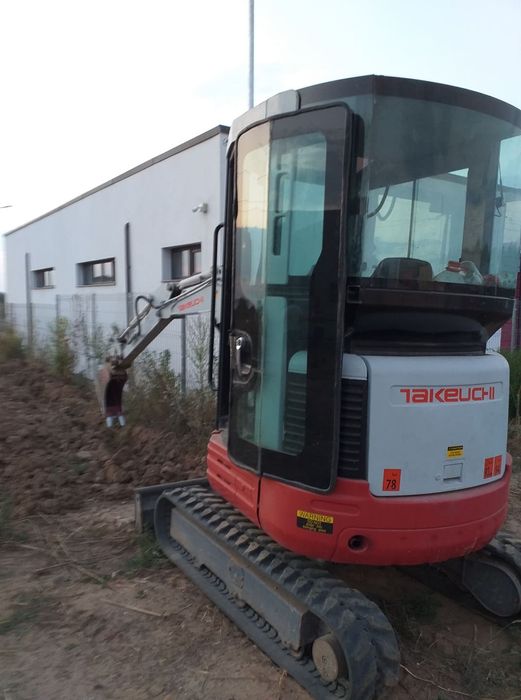 Buldo cu picon, miniexcavator