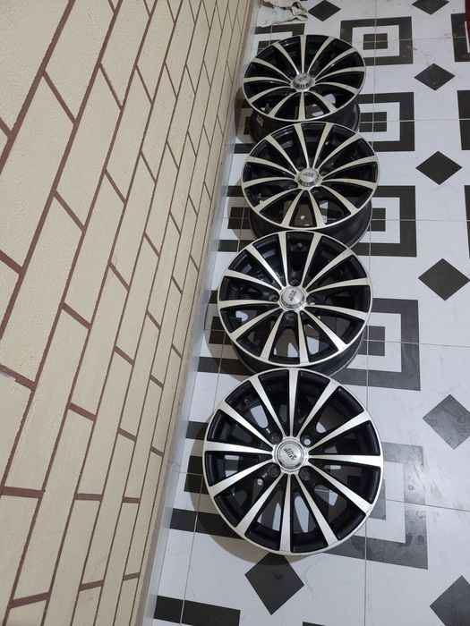 Diskalar sotiladi R14