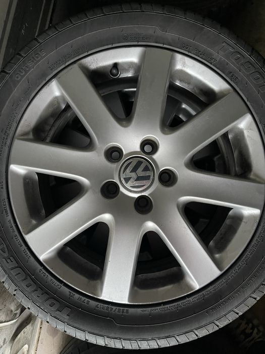 Vand jante Passat B6 cu anvelope de iarnă R16