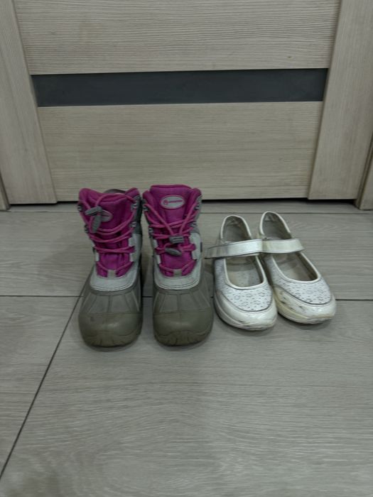 Ботинки для девочки, и туфельки белые