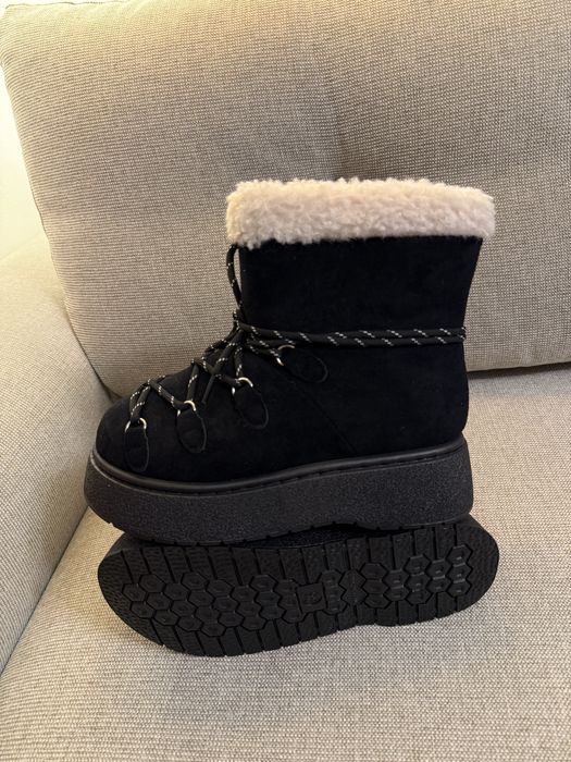 Încălțări Top Of The World