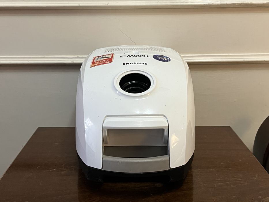 Пылесос Samsung SC5610