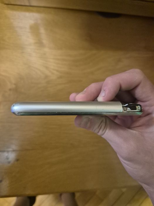Iphone 2g НЕ РАБОТЕЩ