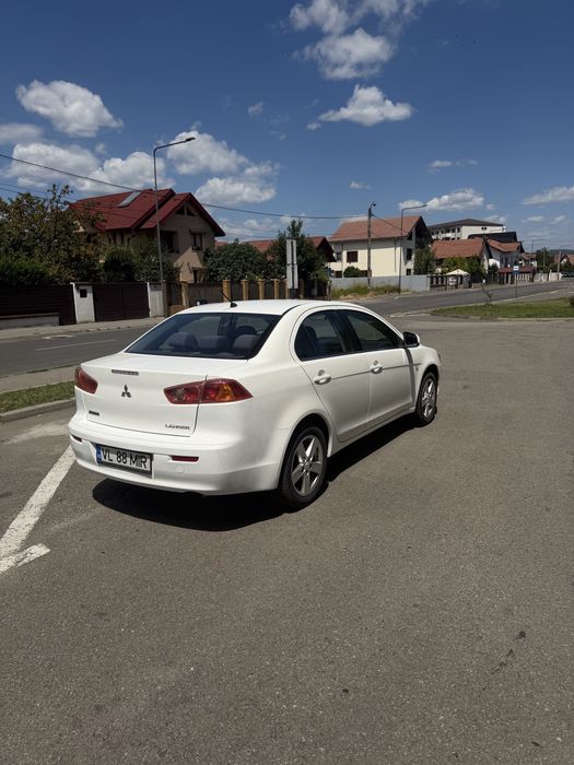 MITSUBISHI Lancer 2010 — imagine 3
