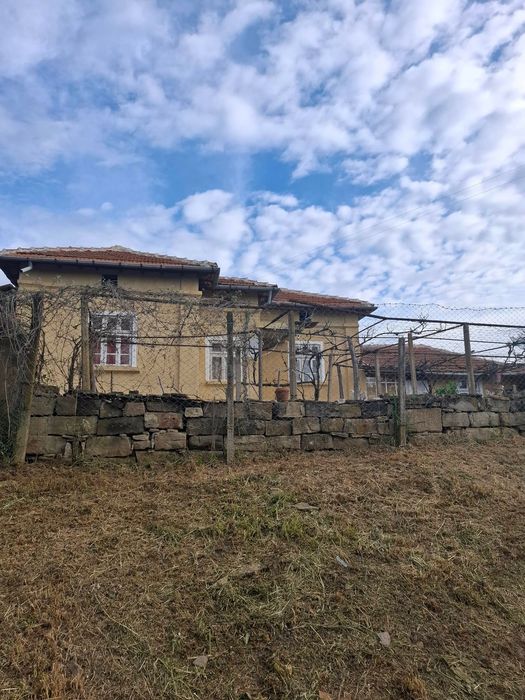 Къща Имот Здравец Търговище