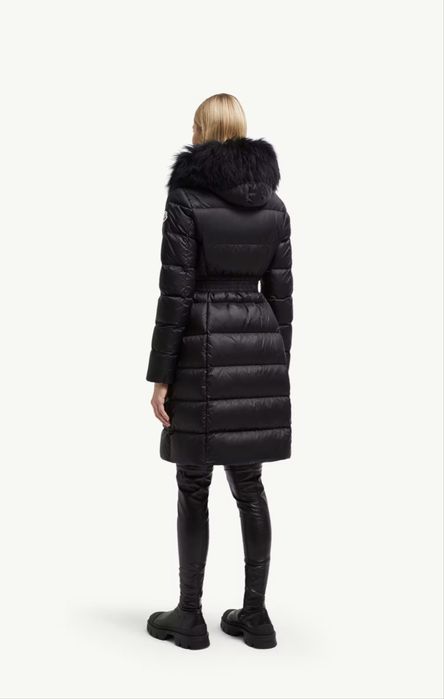 Пуховик монклер оригинал