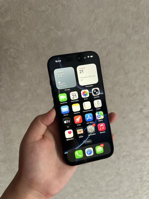 Айфон 15про 256гб идеал