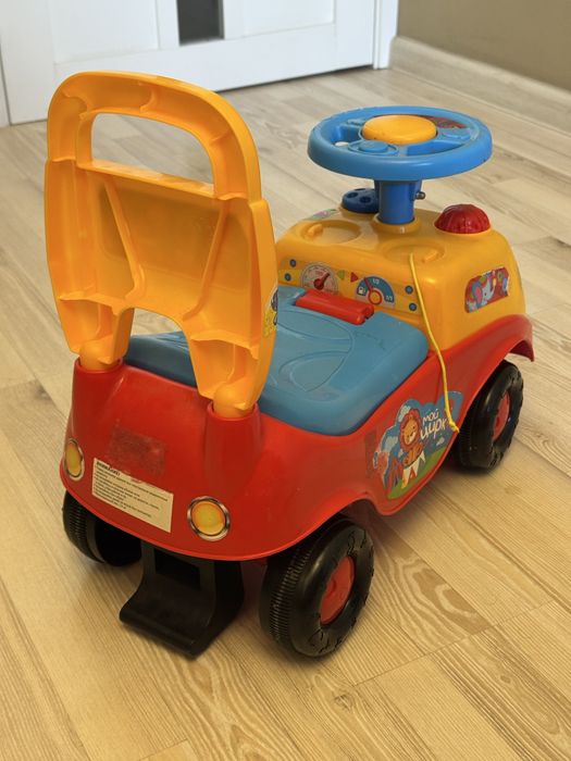 Детская машинка Толокар