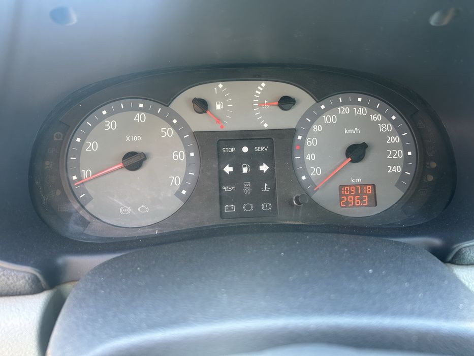 Clio 1.4 109.000km !