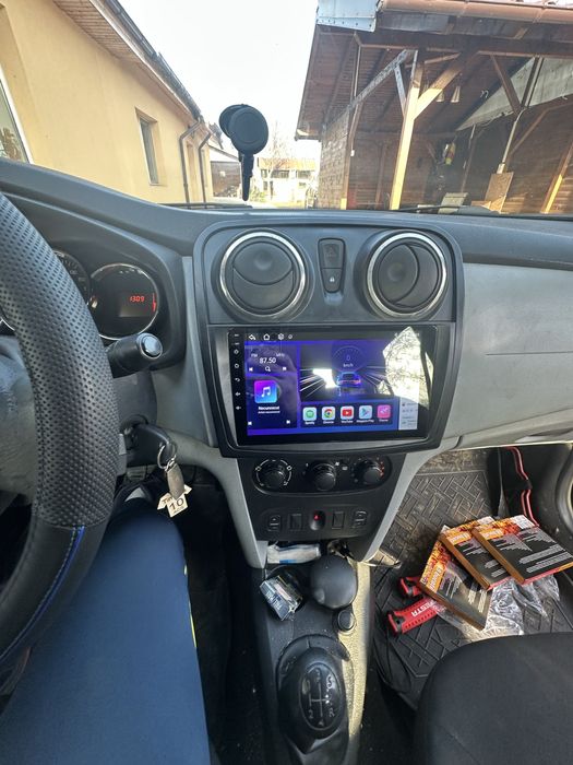 Navigatie Dacia Logan