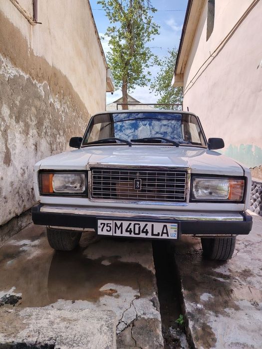 2107 semyorka lada