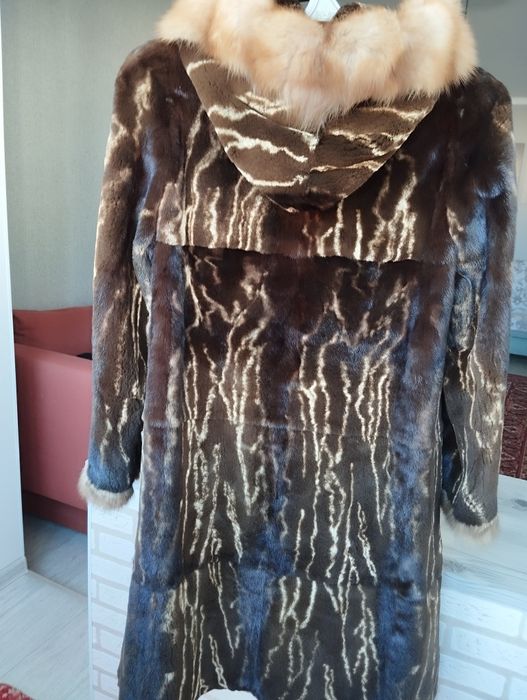 Одежда верхняя женская