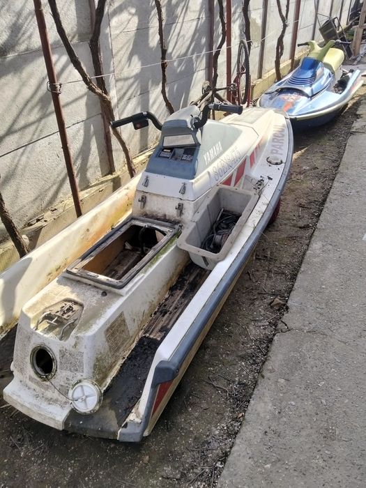 Vând piese jetski hamaha 61 hp 2 timpi