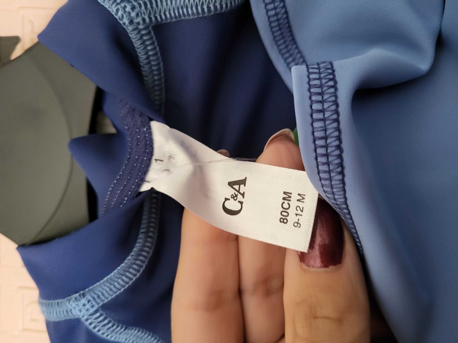 Vand costum de baie marimea 80 (9-12 luni)