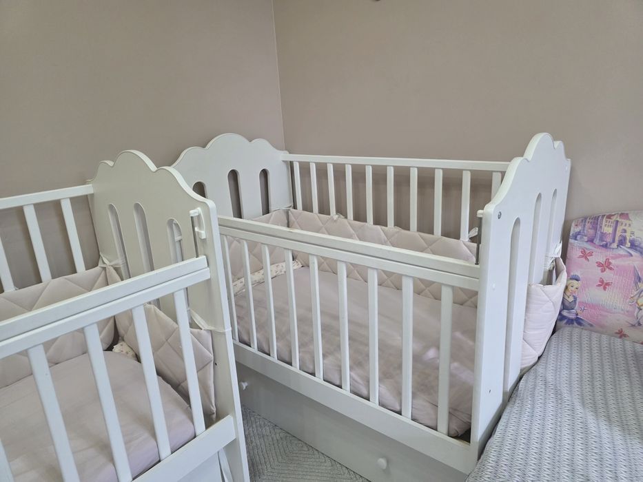 Продам детские кроватки