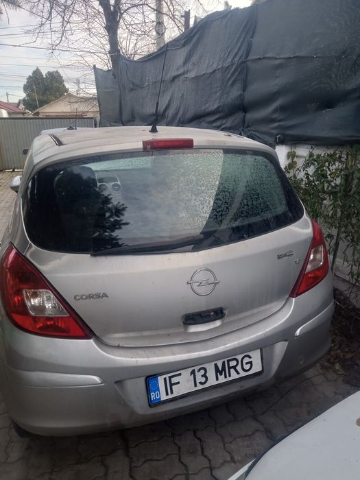 Vând Opel Corsa D